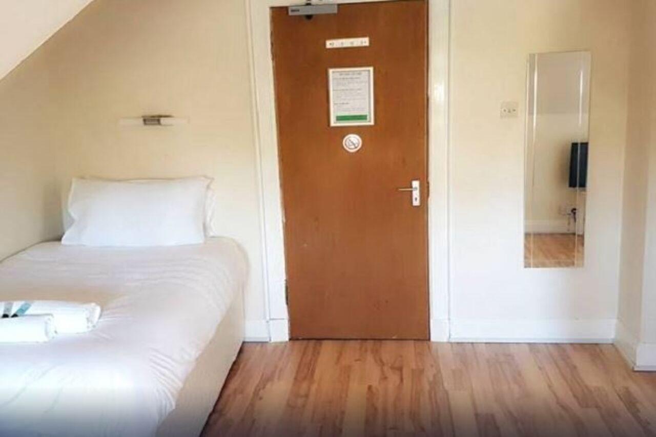Oyo Gothenburg Hotel Dunfermline Kültér fotó